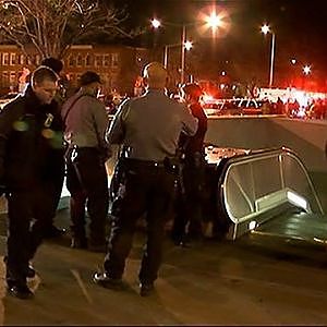 Police Kill Man in DC Subway Tunnel - YouTube