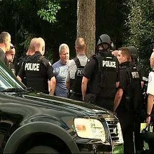 Police: Doctor Who Shot Gunman 'Saved Lives' - YouTube