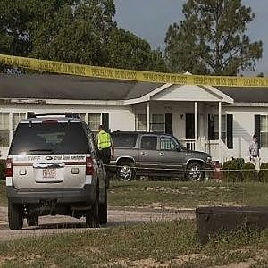 3 People Killed, Deputies Wounded in NC Shootout - YouTube
