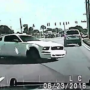 Wild Police Chase Of Stolen Car Ends With PIT Maneuver - YouTube