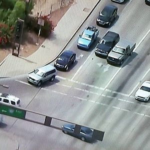 Phoenix Police End Chase and Shoot Suspect - YouTube