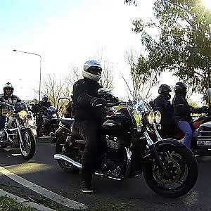 Wall to Wall Ride for Remembrance 2016 - entering the National Police Memorial - YouTube