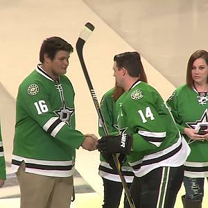 Dallas Stars honor officers killed in July 7th ambush - YouTube