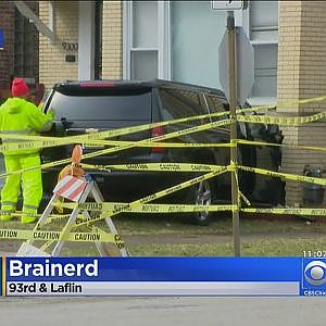 Passengers Attack Ride-Share Driver, Causing SUV To Hit Vacant Home - YouTube