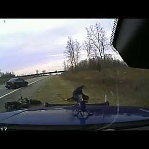Media 'Brawl between two brothers and Michigan State Police Trooper - YouTube' in category 'Police Videos'